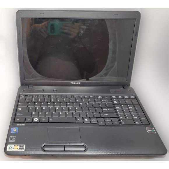 Toshiba Satellite C655D-S5509 2GB Ram 300GB HDD WIN10 x86 Charger Bundle